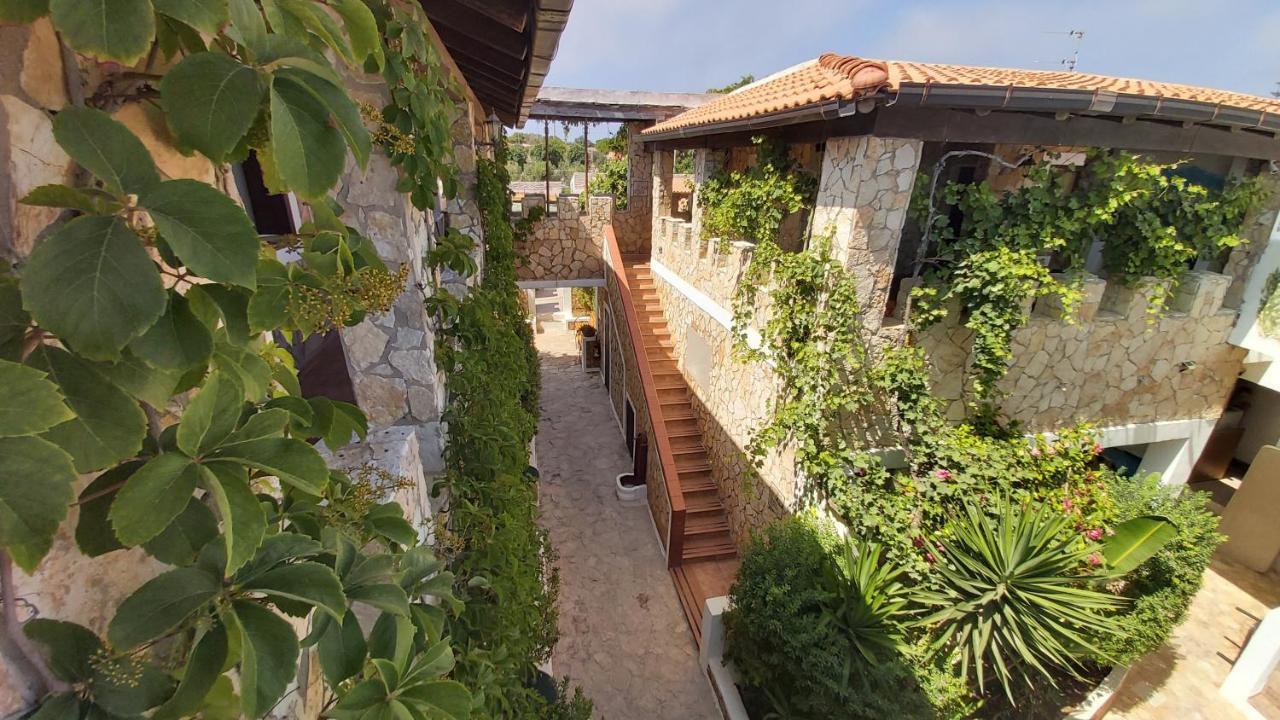 Residence Il Castello Lampedusa Exterior foto