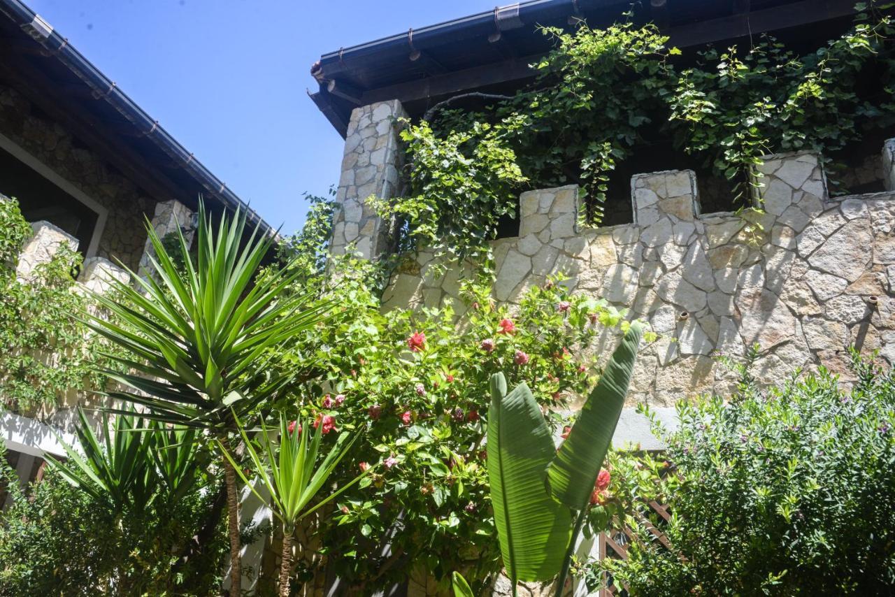 Residence Il Castello Lampedusa Exterior foto