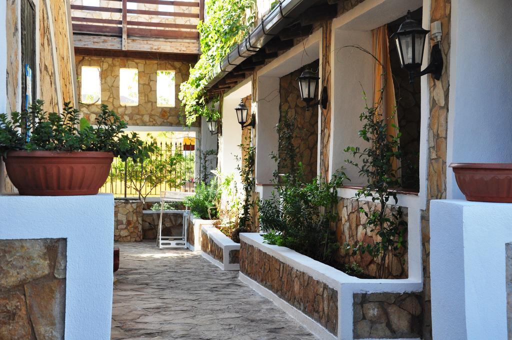 Residence Il Castello Lampedusa Exterior foto
